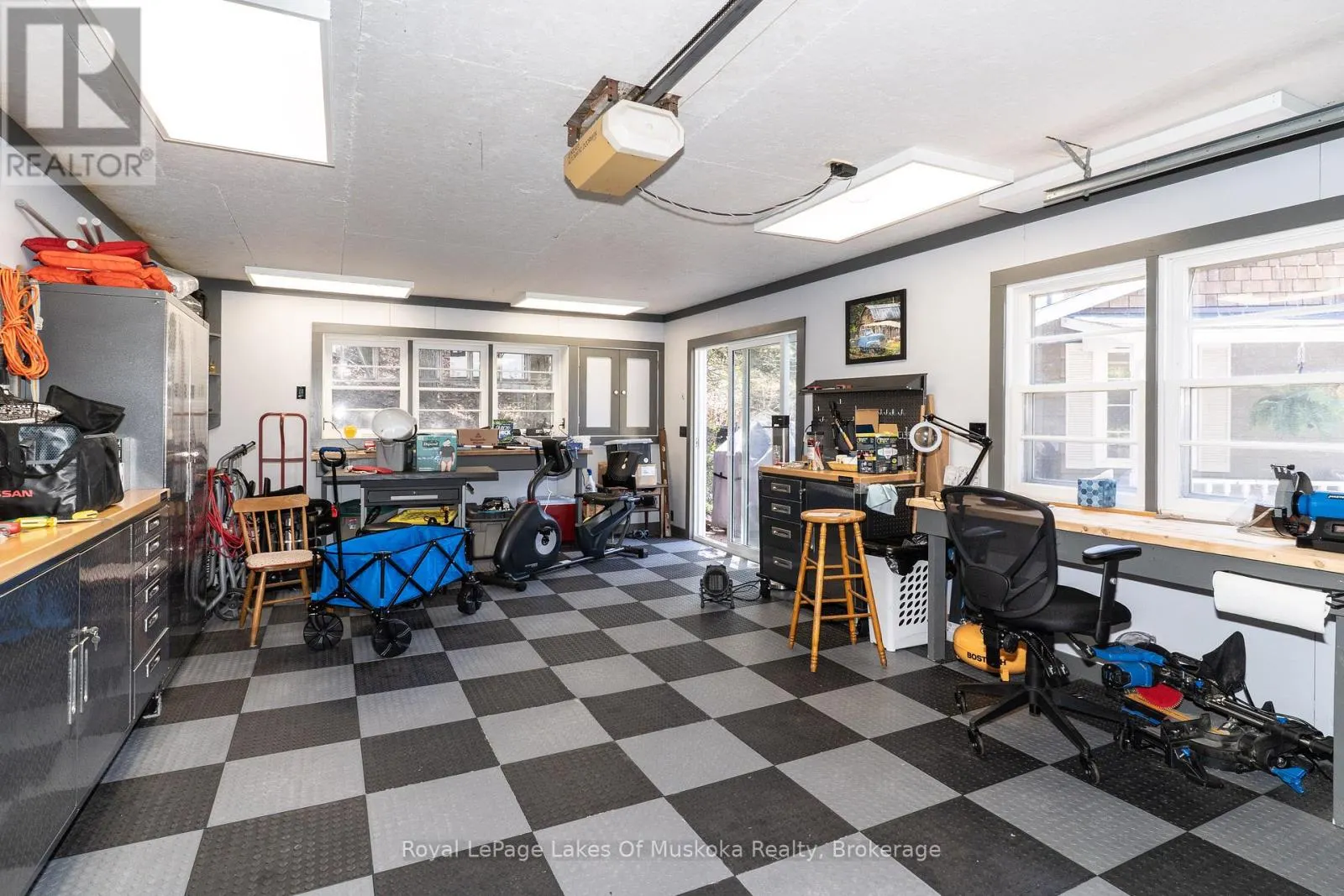 4 - 1027 OLD BRIDGE ROAD, #4