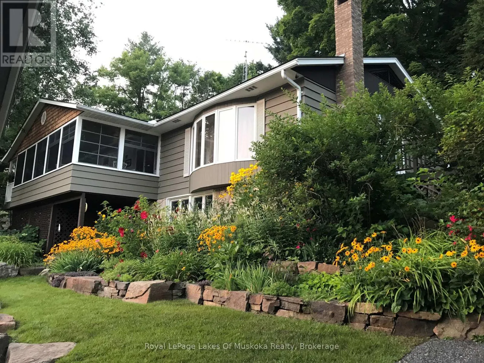 4 - 1027 OLD BRIDGE ROAD, #4