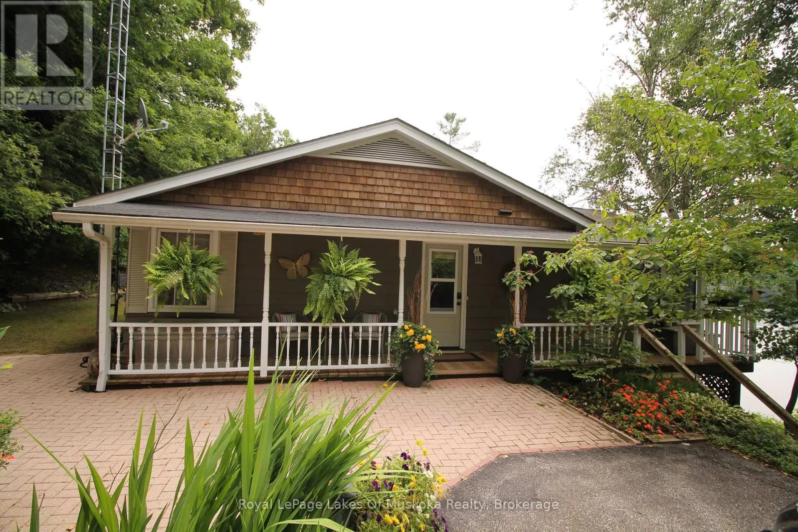 4 - 1027 OLD BRIDGE ROAD, #4
