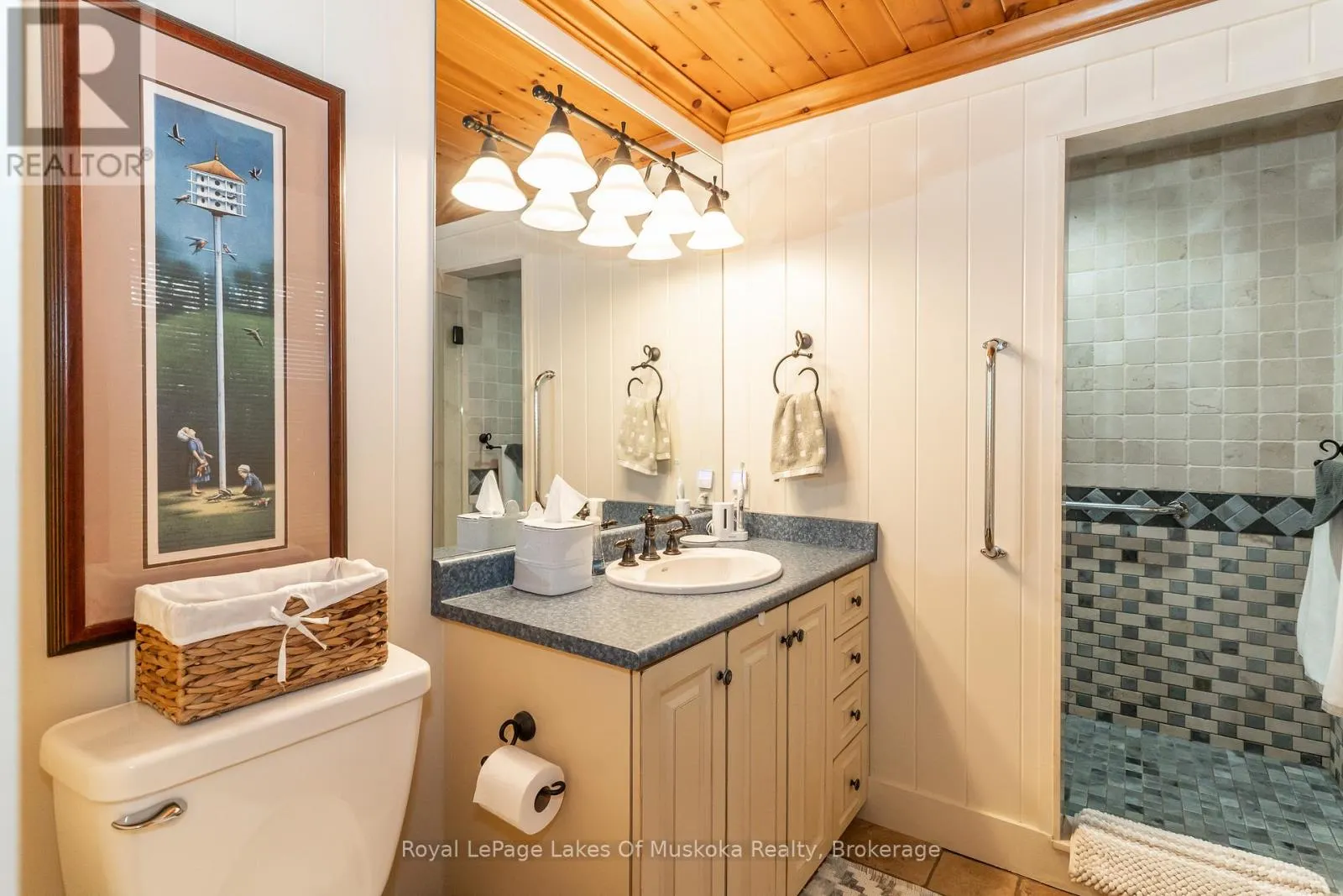 4 - 1027 OLD BRIDGE ROAD, #4