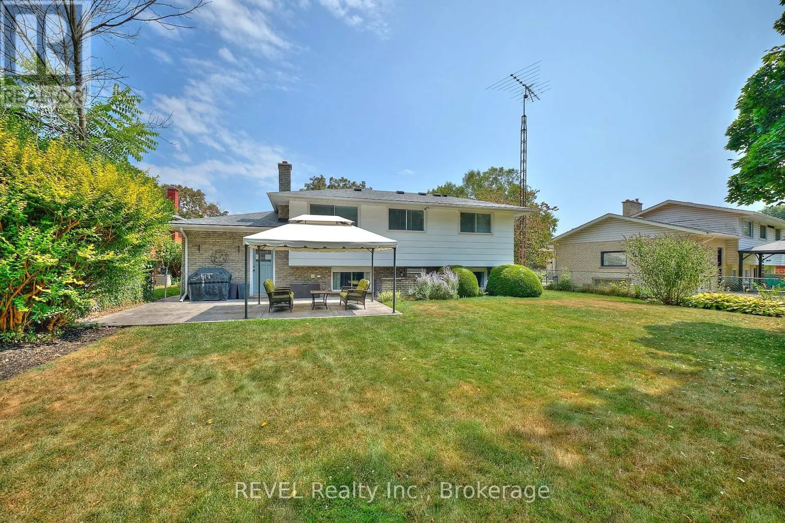6796 CORWIN CRESCENT