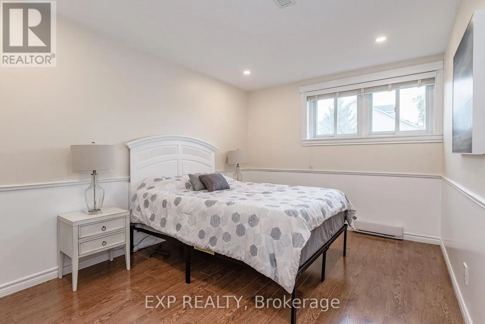 2A WILLCHER - 237 LAKESHORE ROAD