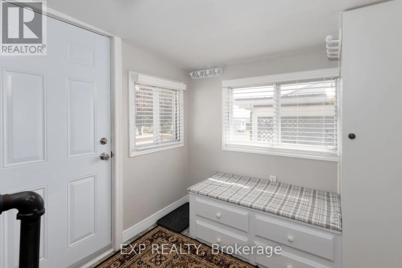3 WILLOWDALE AVENUE