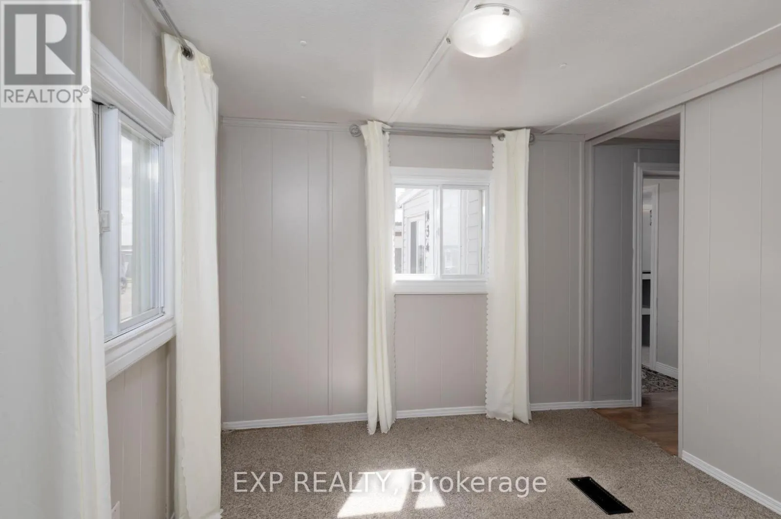 3 WILLOWDALE AVENUE