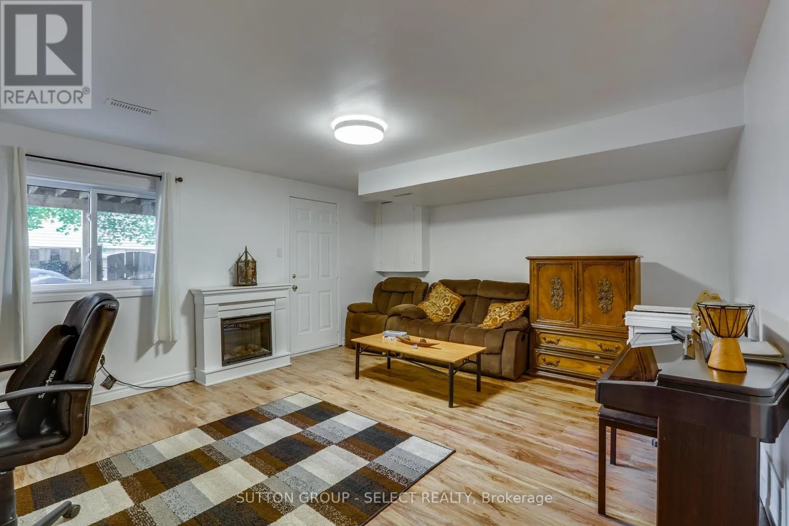 7 - 320 WESTMINSTER AVENUE, #7