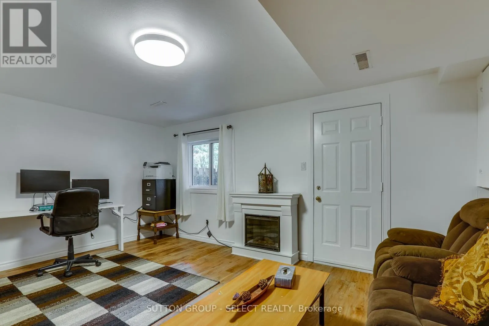 7 - 320 WESTMINSTER AVENUE, #7