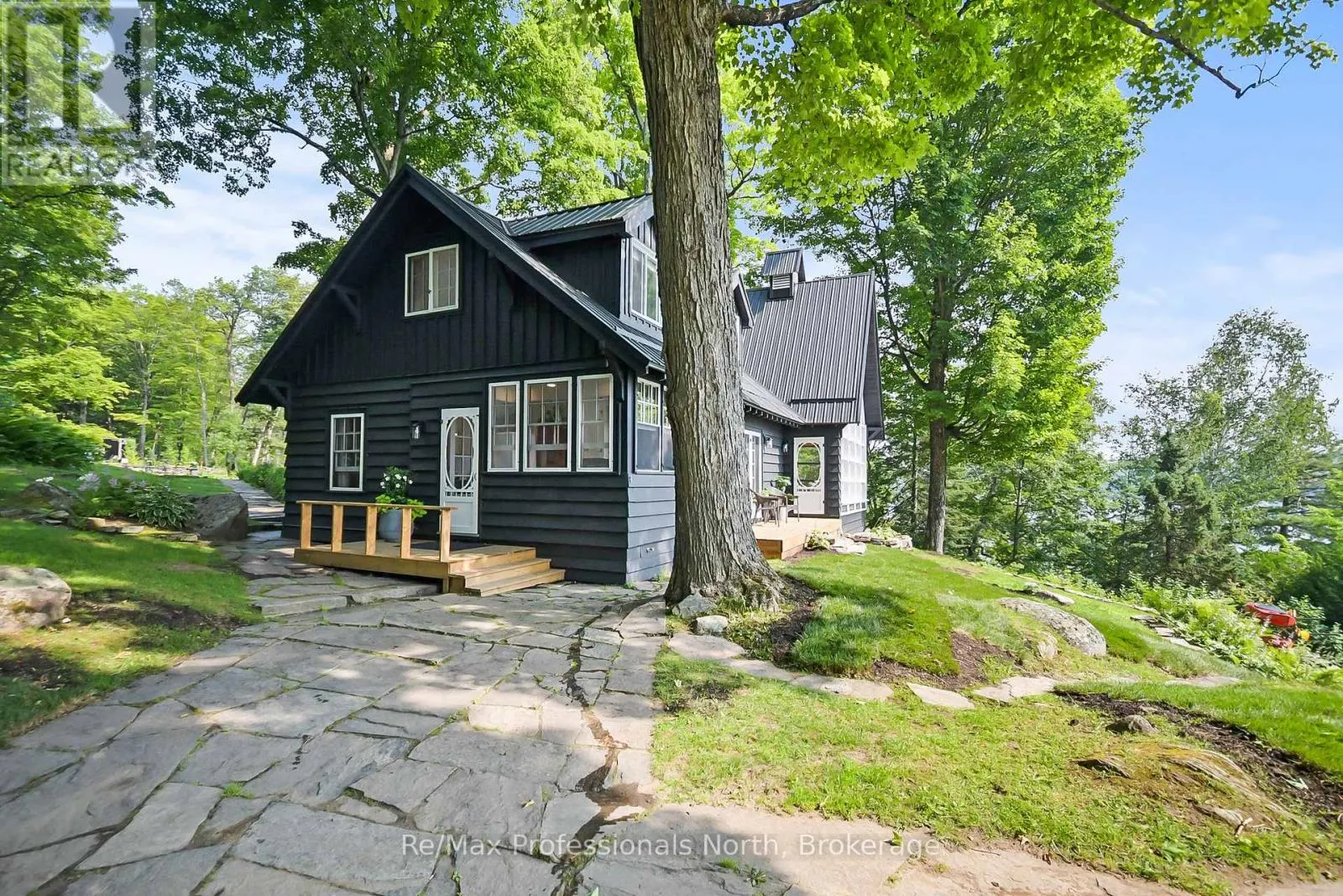 95 PEN LAKE POINT ROAD