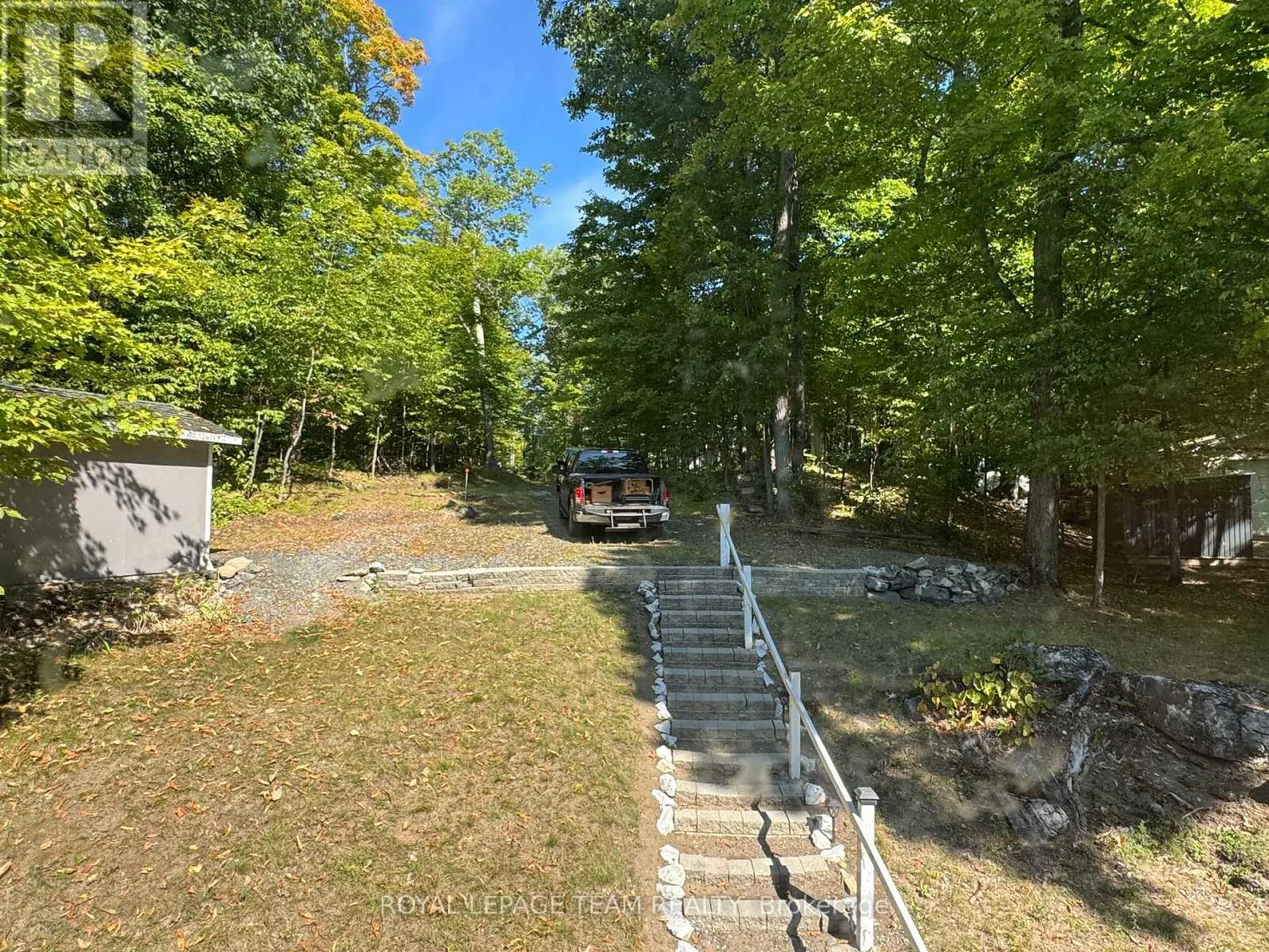 429 HARDWOOD RIDGE ROAD W