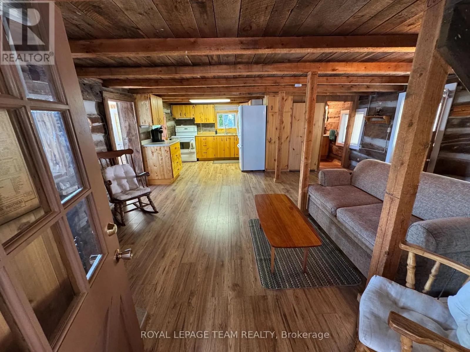 429 HARDWOOD RIDGE ROAD W
