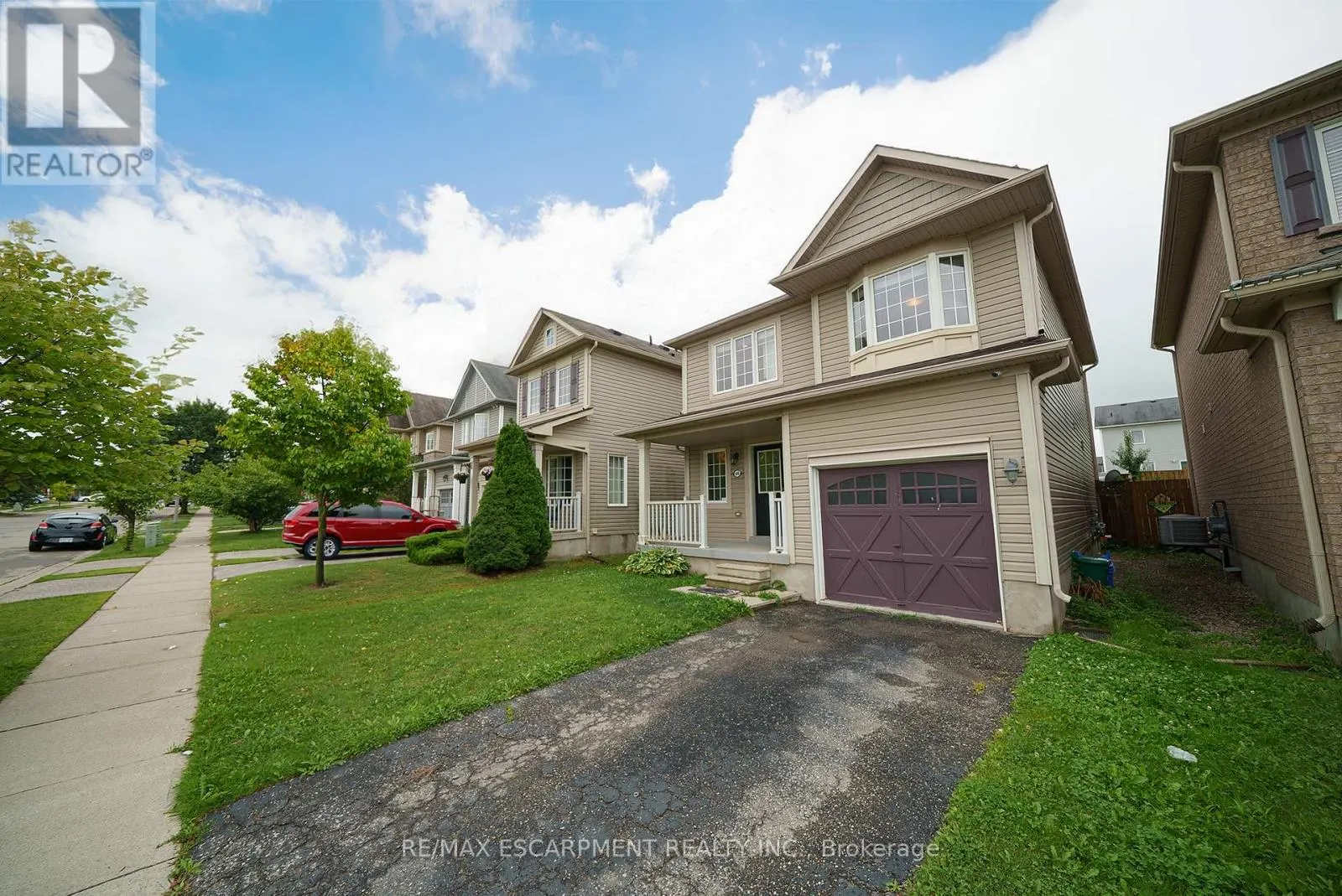 46 WARNER LANE