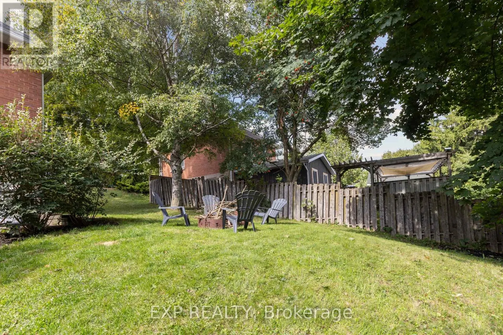 400 ST. PATRICK STREET E