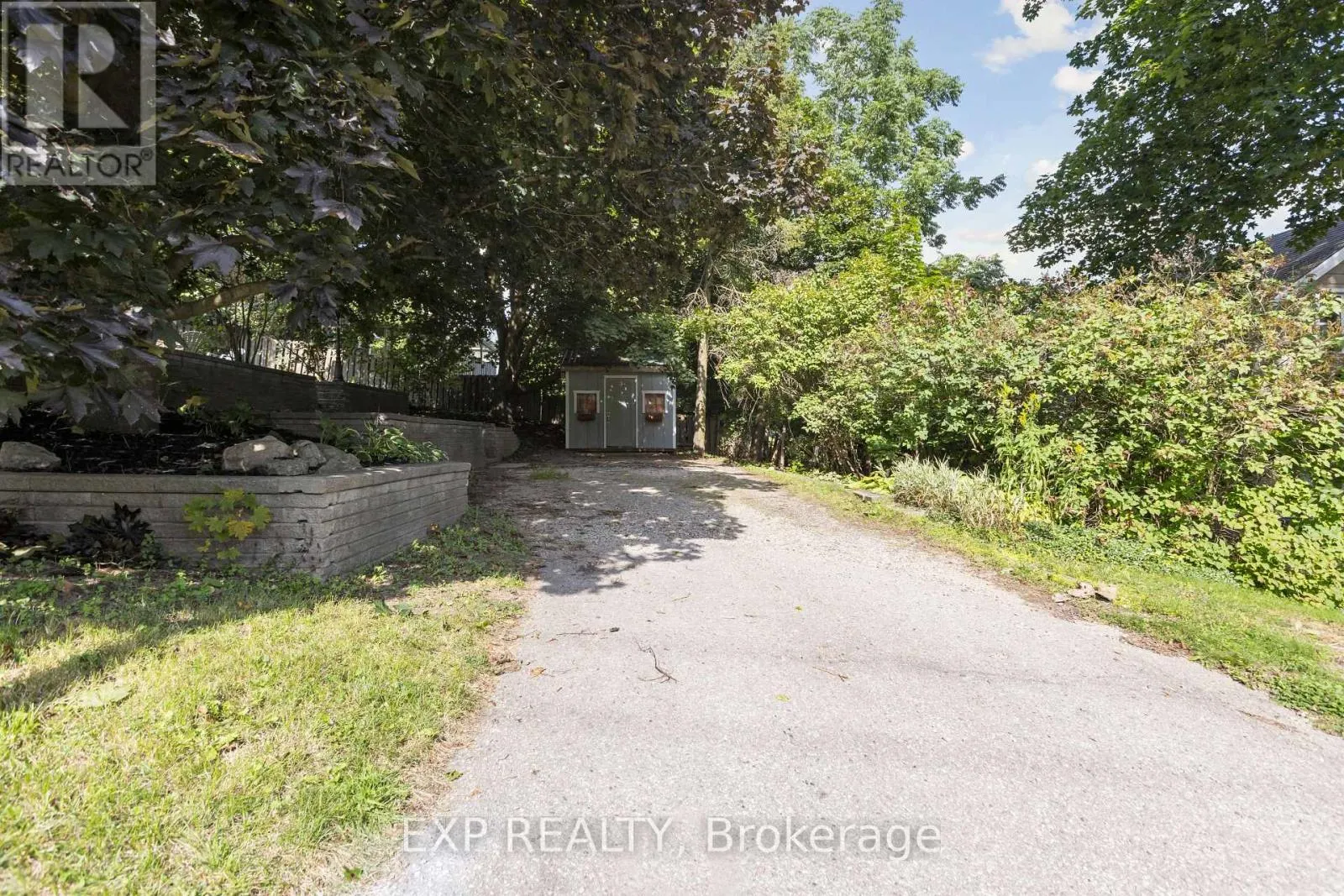 400 ST. PATRICK STREET E