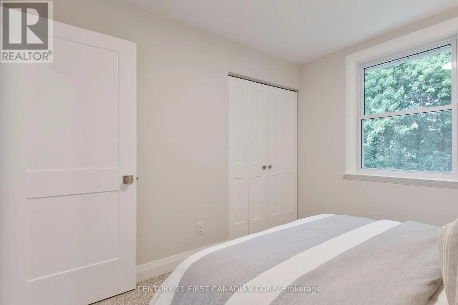799 FARNHAM ROAD