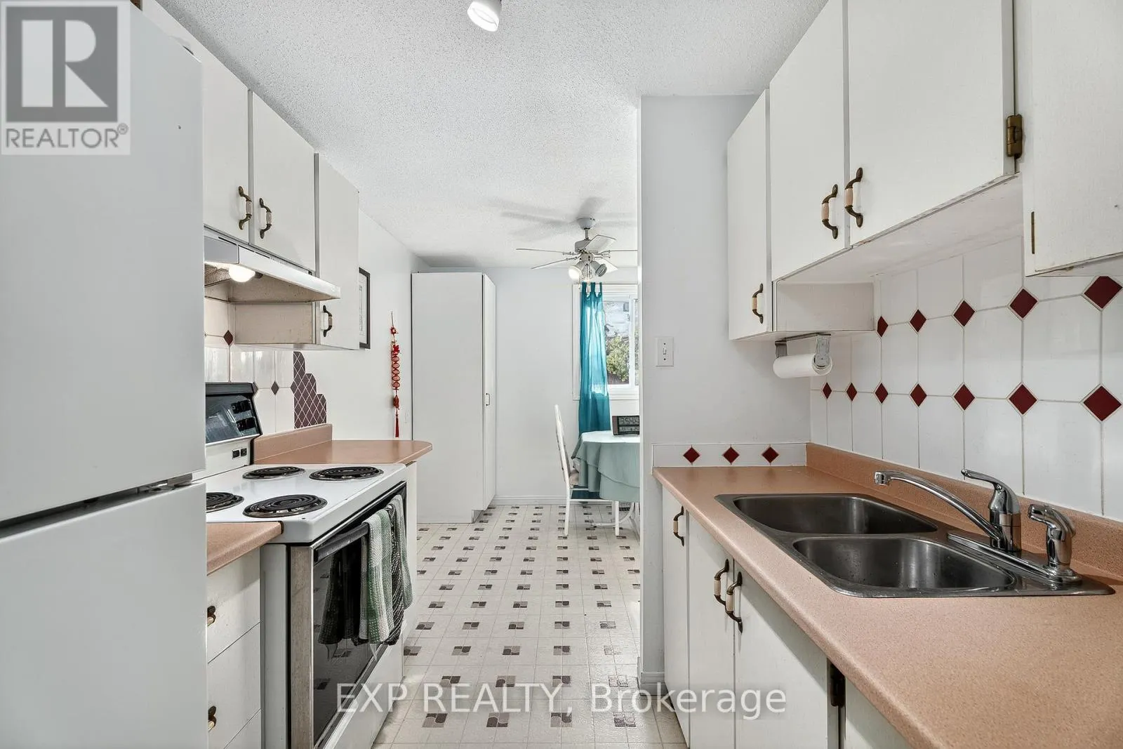 81 - 8 SHERWAY DRIVE