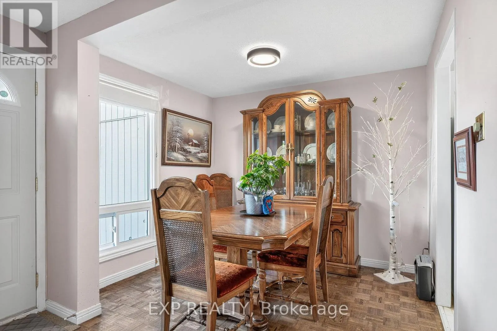 81 - 8 SHERWAY DRIVE