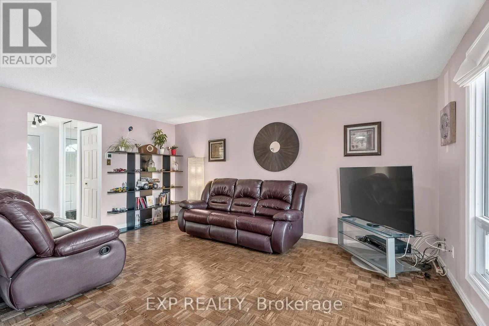 81 - 8 SHERWAY DRIVE