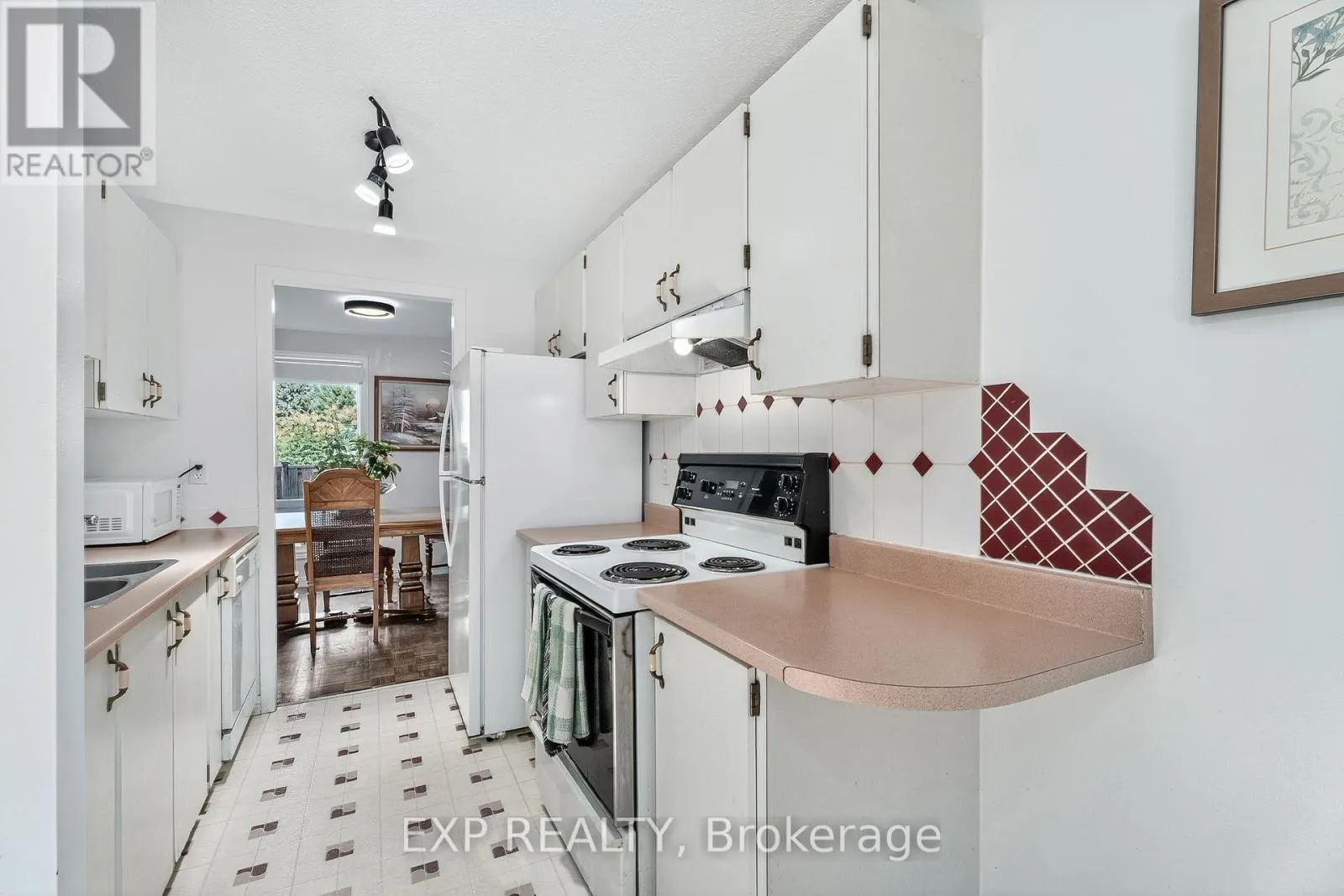 81 - 8 SHERWAY DRIVE