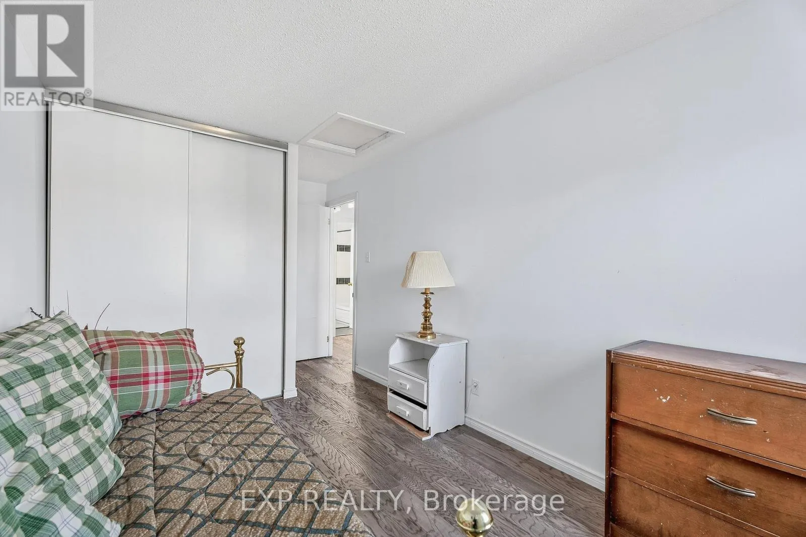 81 - 8 SHERWAY DRIVE