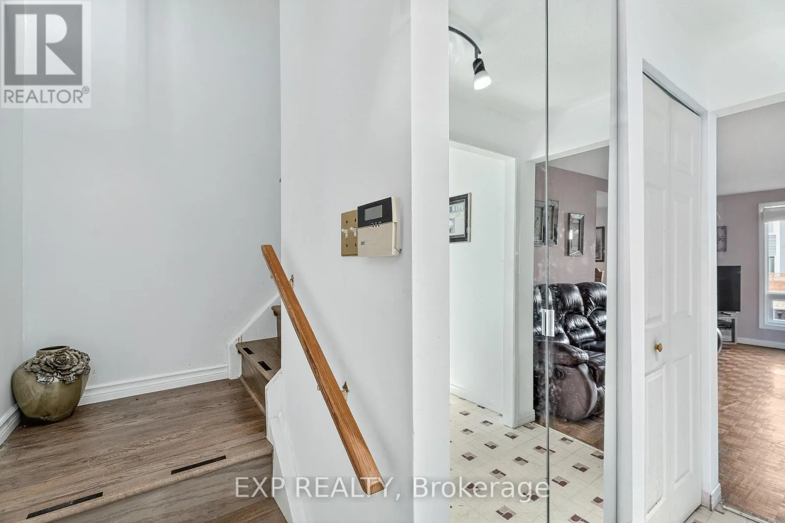 81 - 8 SHERWAY DRIVE