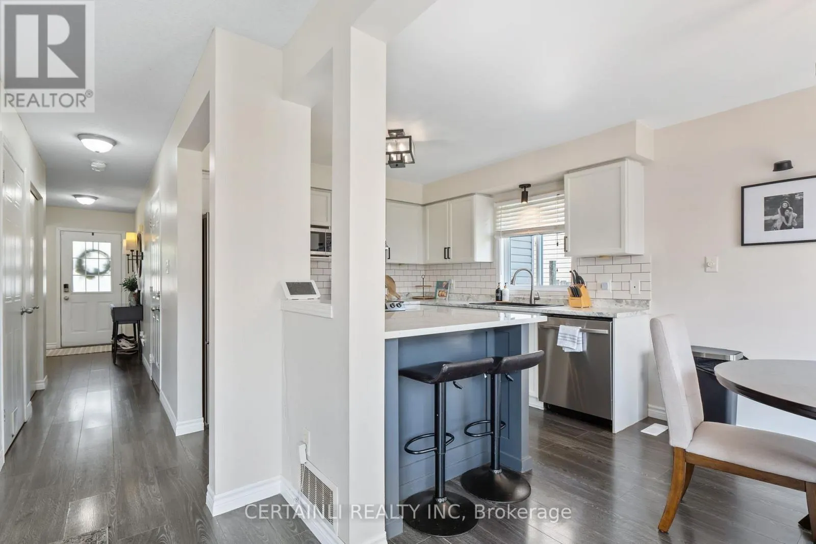 583 FIELDGATE CIRCLE