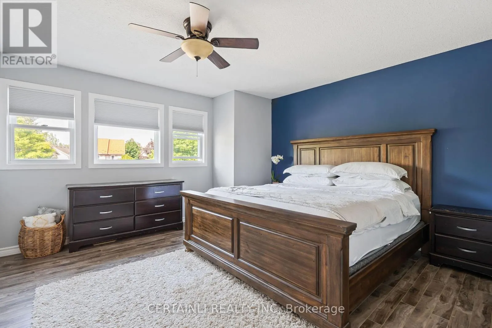 583 FIELDGATE CIRCLE