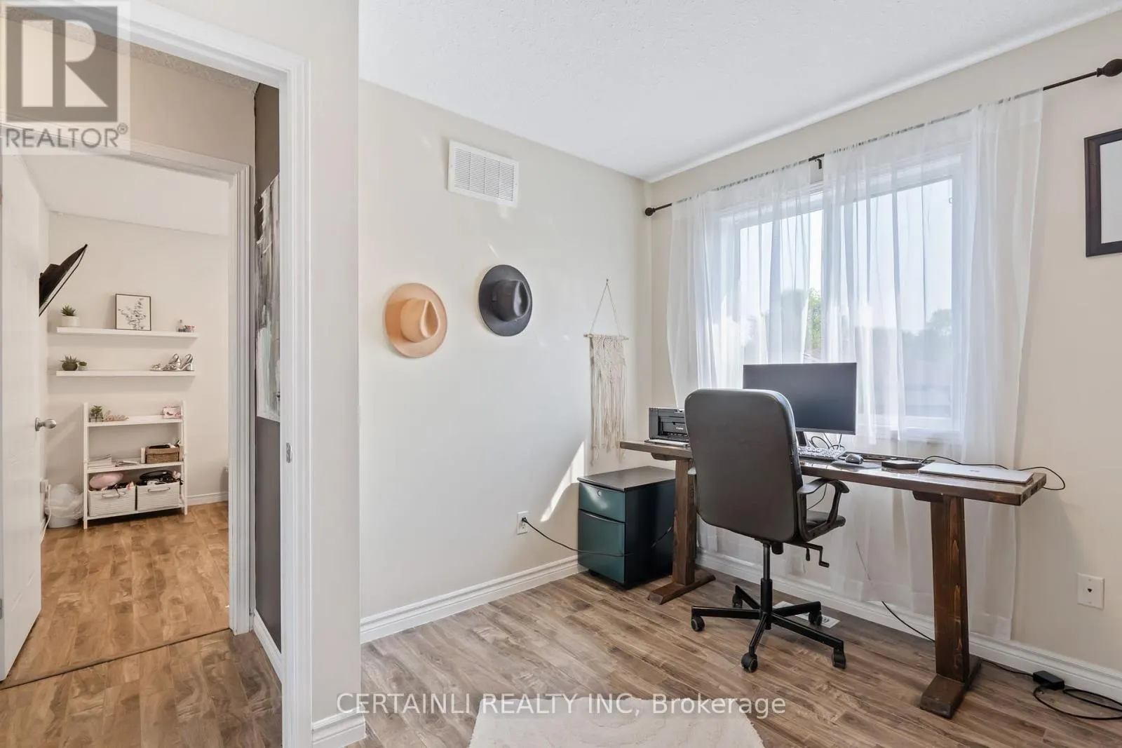 583 FIELDGATE CIRCLE