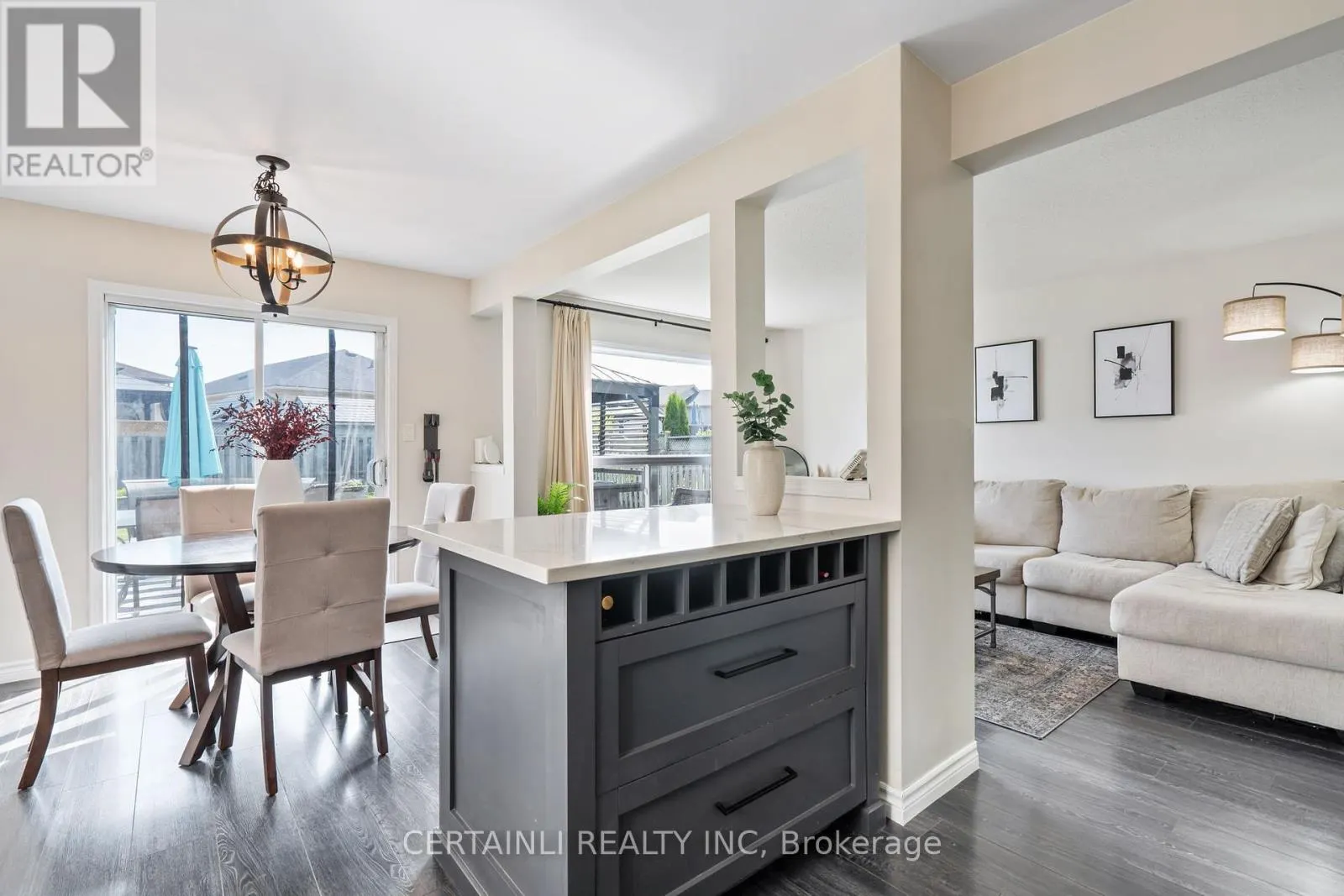 583 FIELDGATE CIRCLE