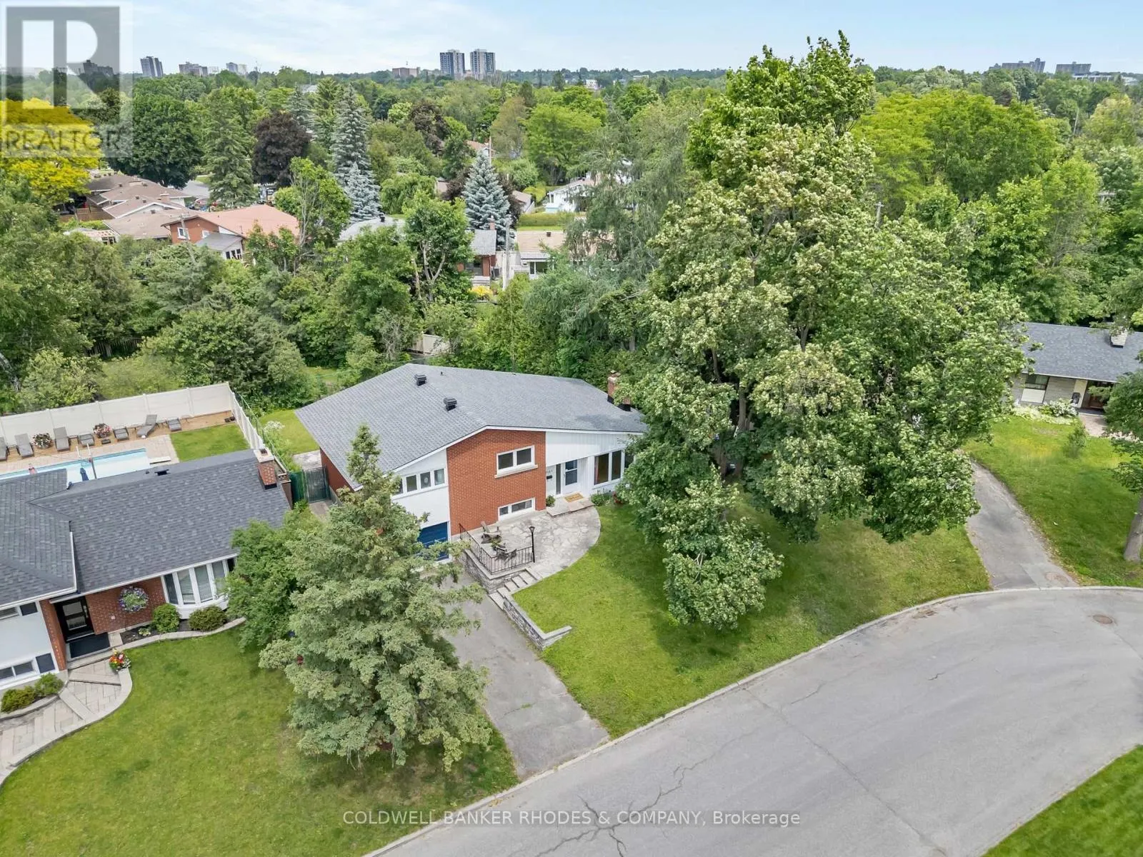 2687 BASSWOOD CRESCENT