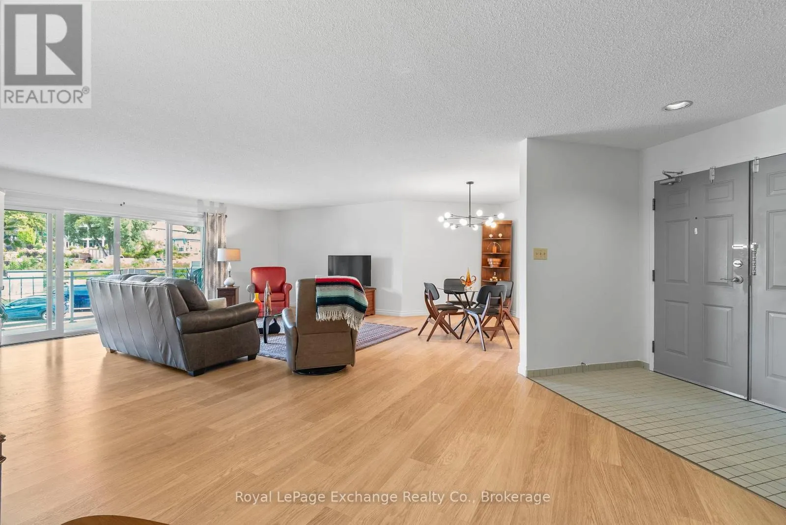 202 - 200 HARBOUR STREET, #202