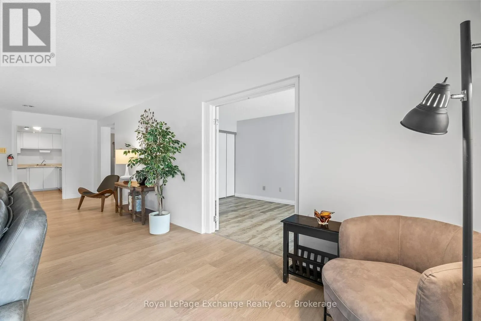 202 - 200 HARBOUR STREET, #202
