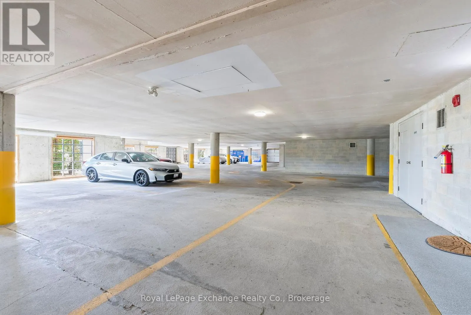 202 - 200 HARBOUR STREET, #202