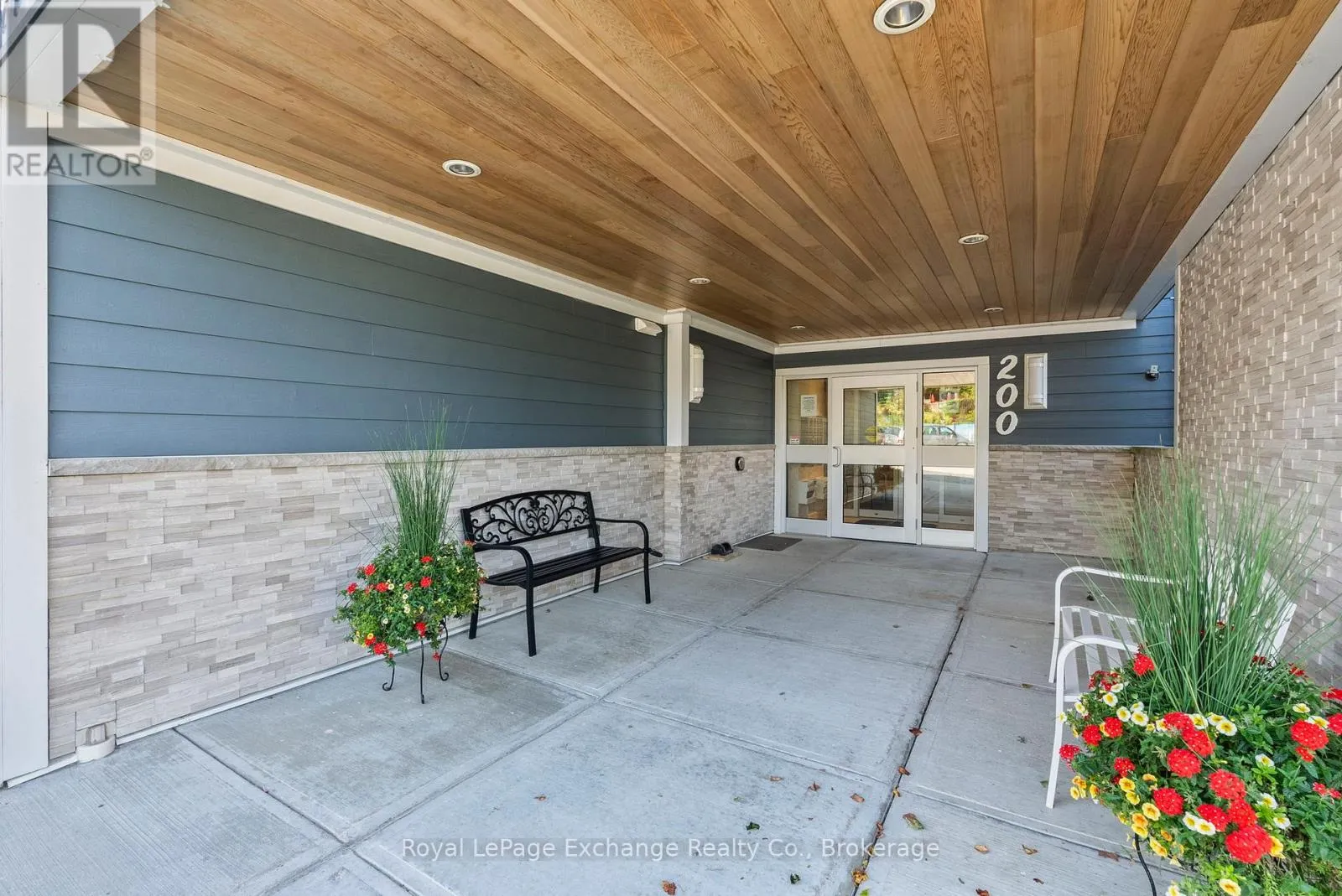 202 - 200 HARBOUR STREET, #202
