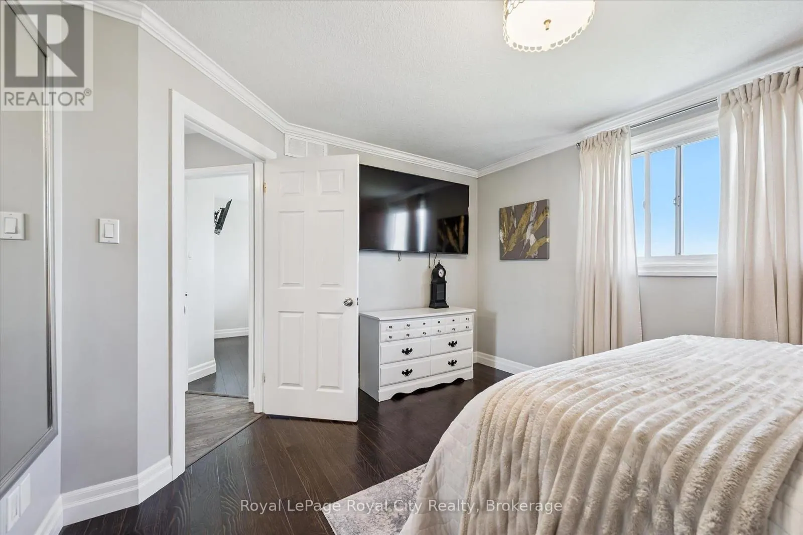 255 DEERPATH DRIVE