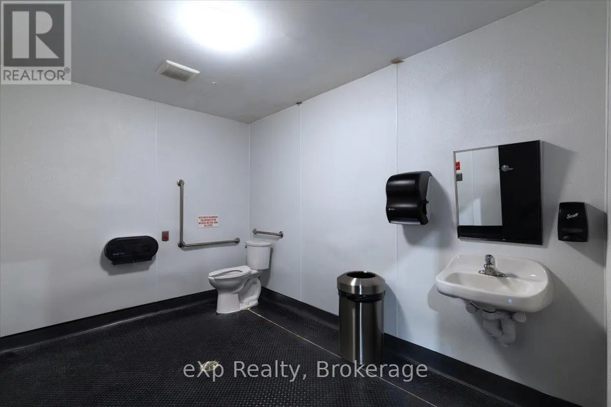 2 - 7999 WELLINGTON ROAD 109 ROAD, #2