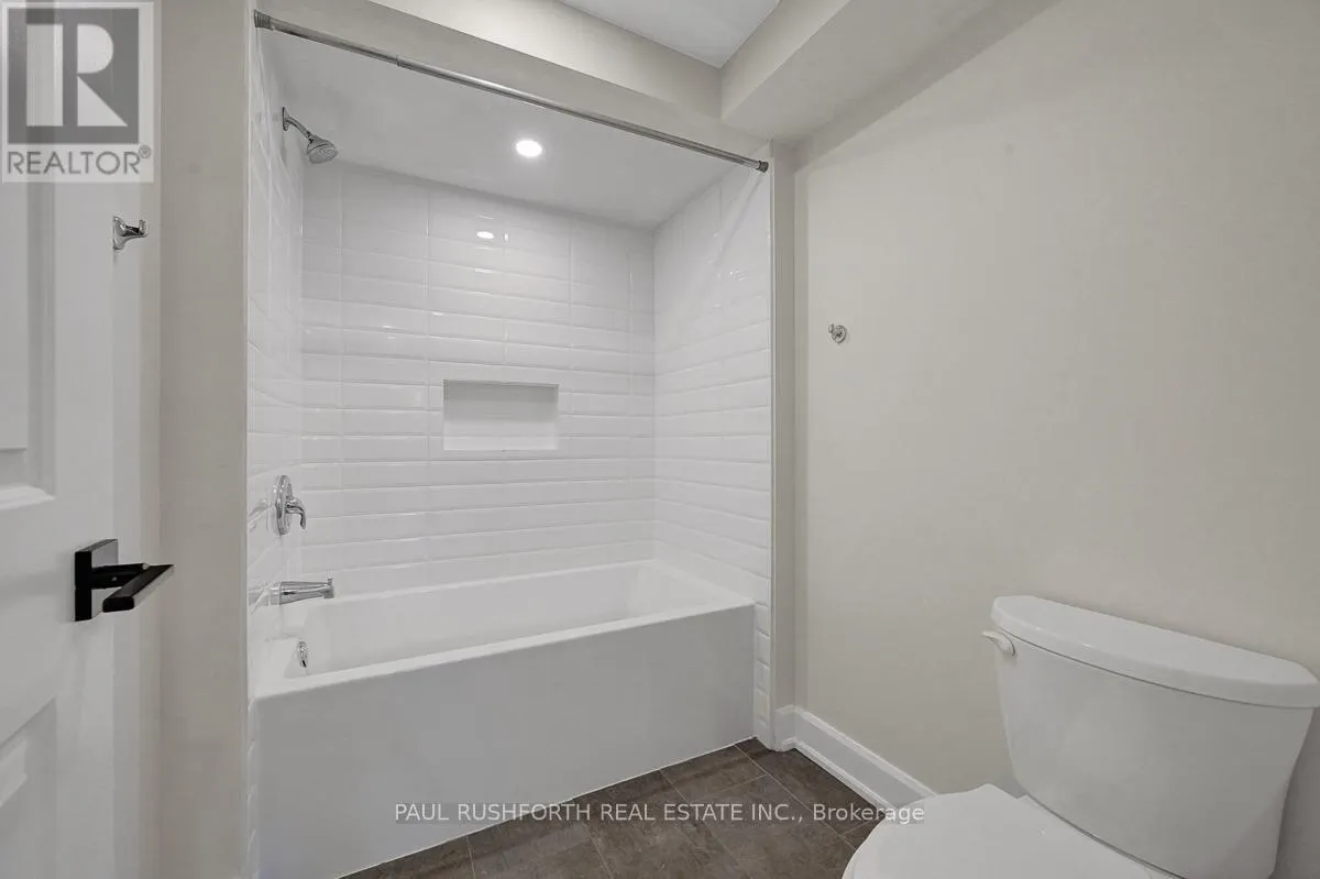 40 RIDDELL STREET