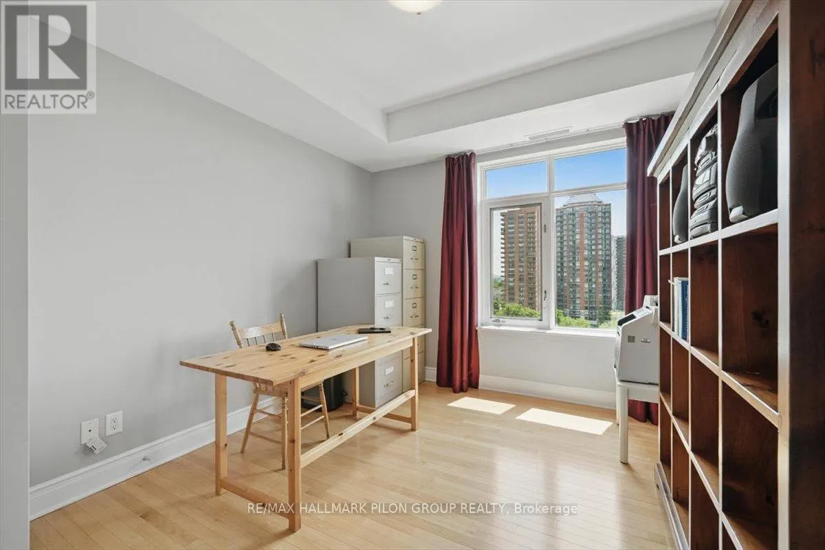 1205 - 95 BRONSON AVENUE