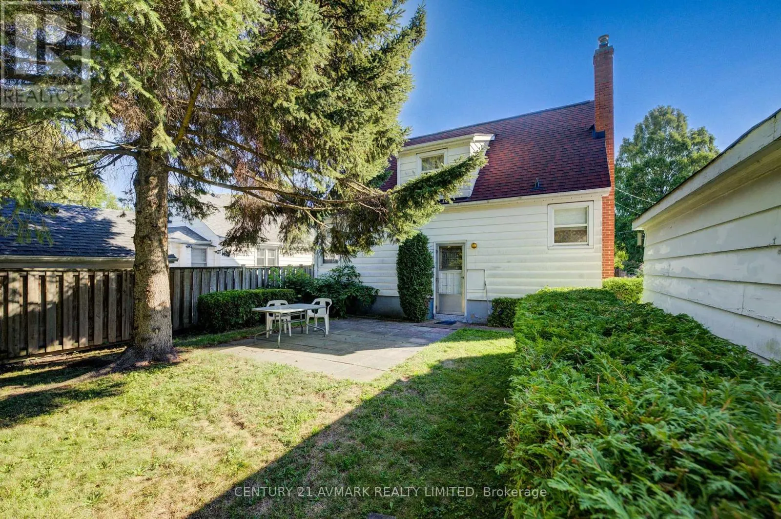 18 JUBILEE DRIVE
