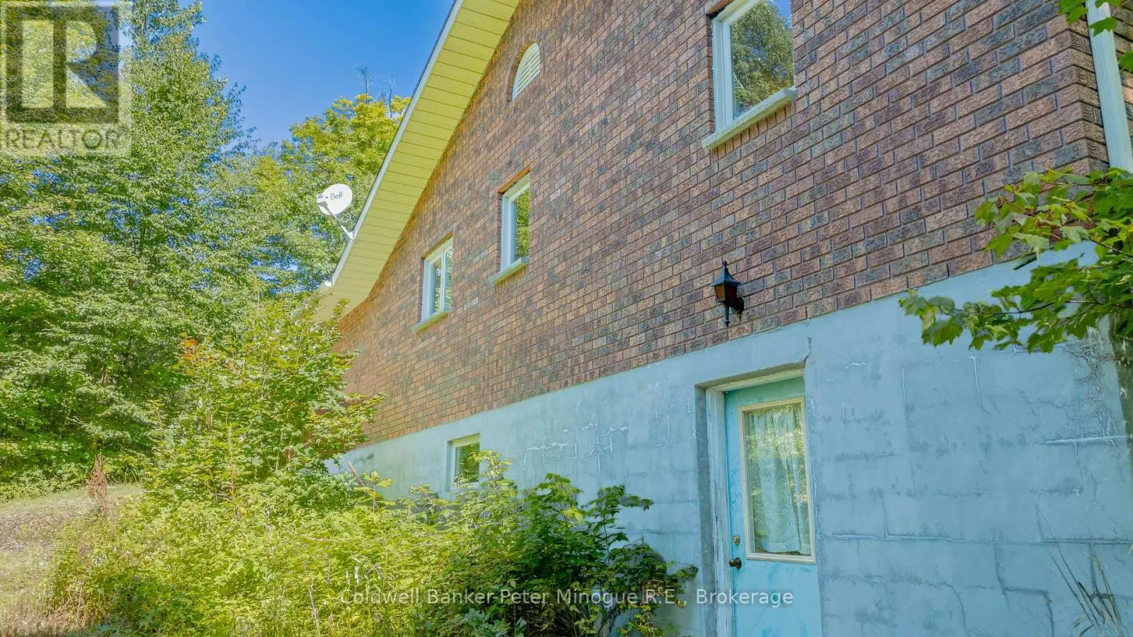 81 HAZELTON LANE
