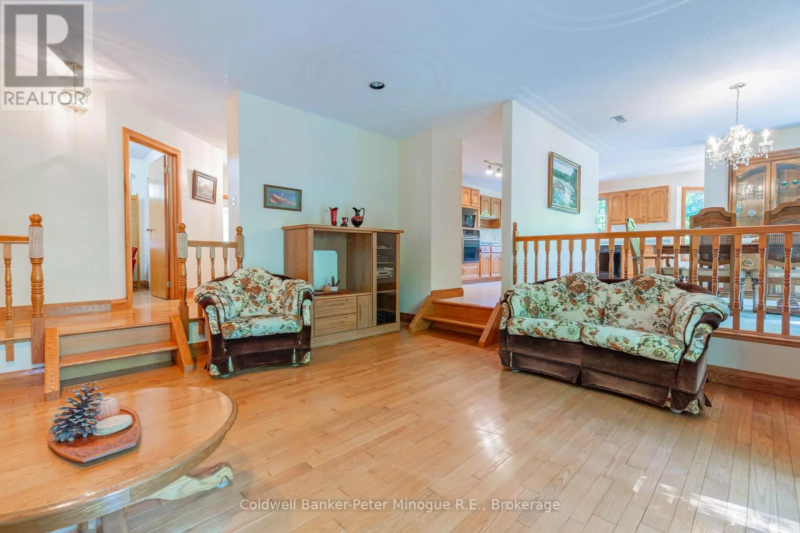 81 HAZELTON LANE