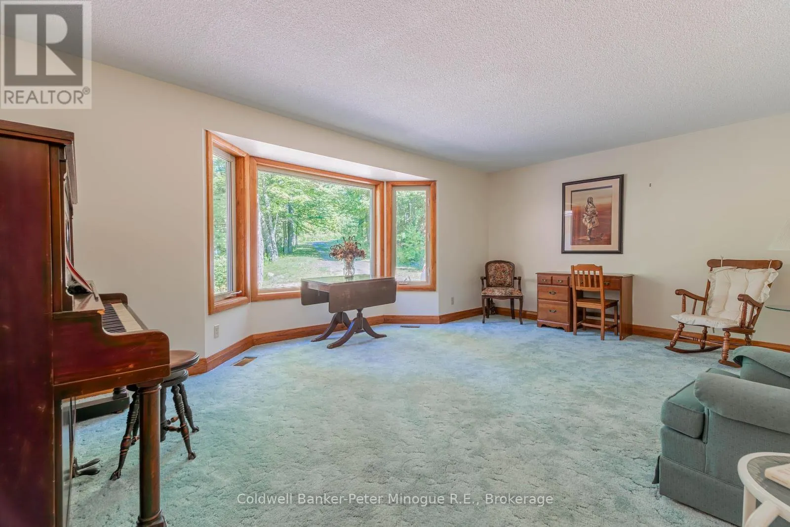 81 HAZELTON LANE