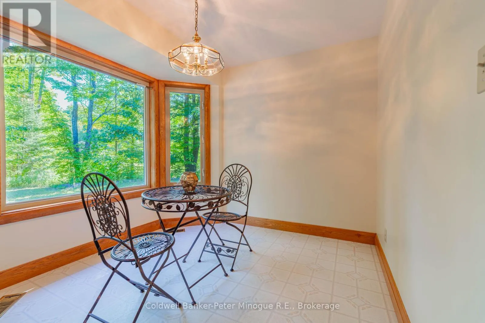81 HAZELTON LANE