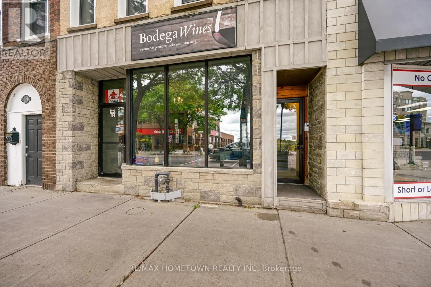 10-12 KING STREET W