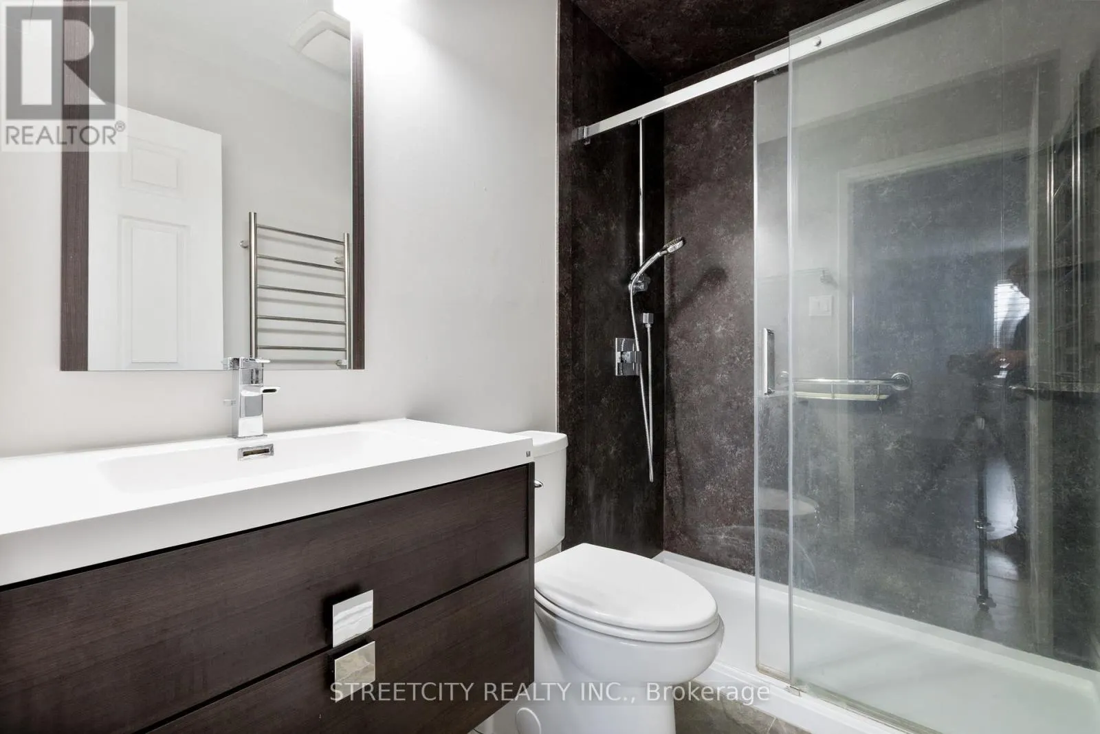 1203 - 500 TALBOT STREET, #1203