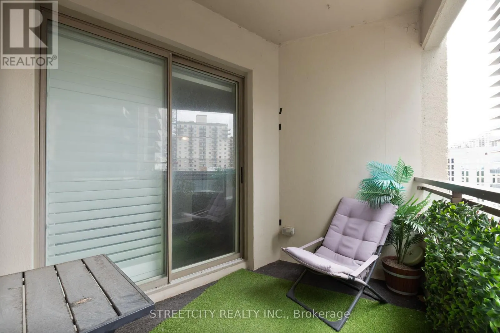 1203 - 500 TALBOT STREET, #1203