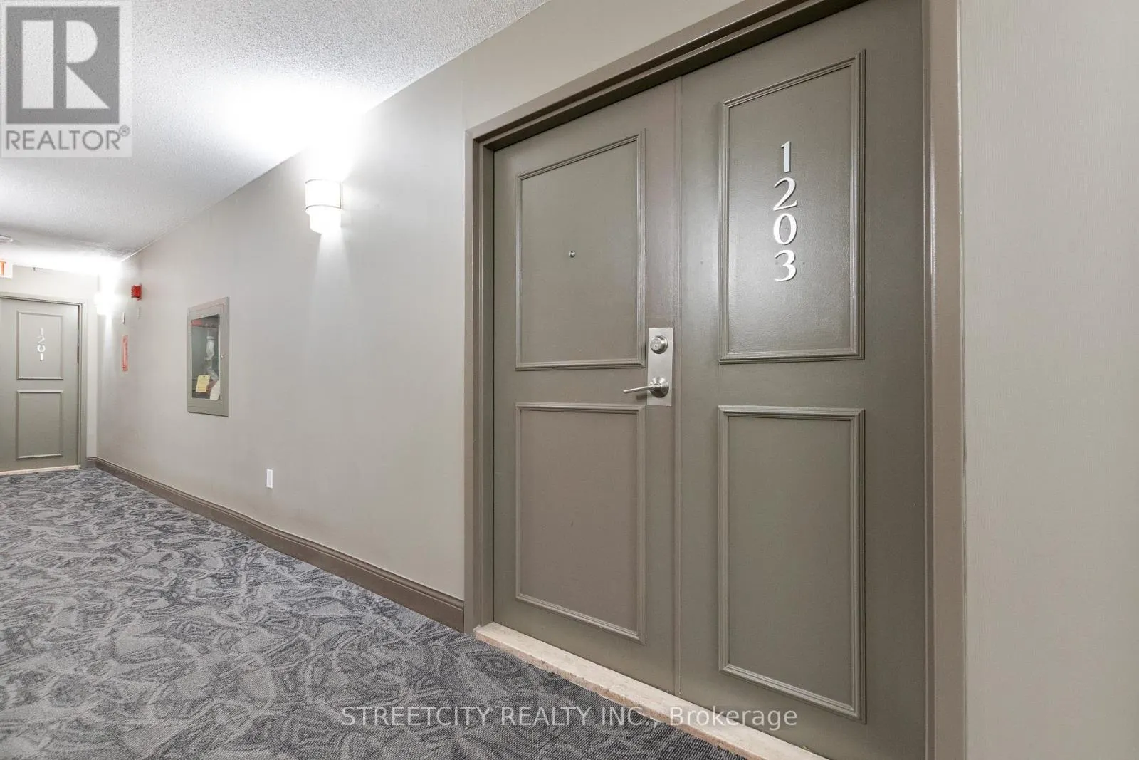 1203 - 500 TALBOT STREET, #1203