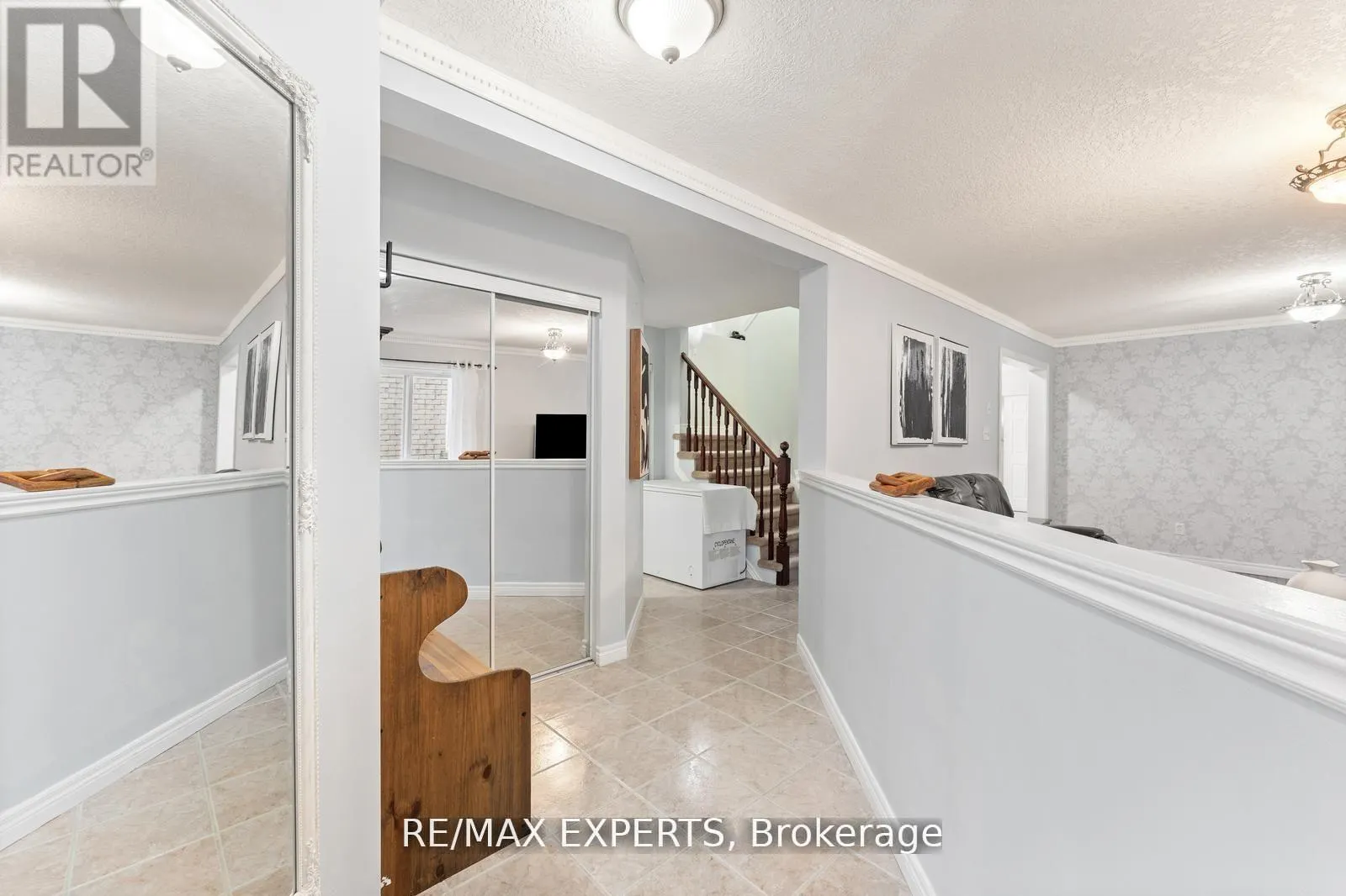 56 STEEPLERIDGE STREET