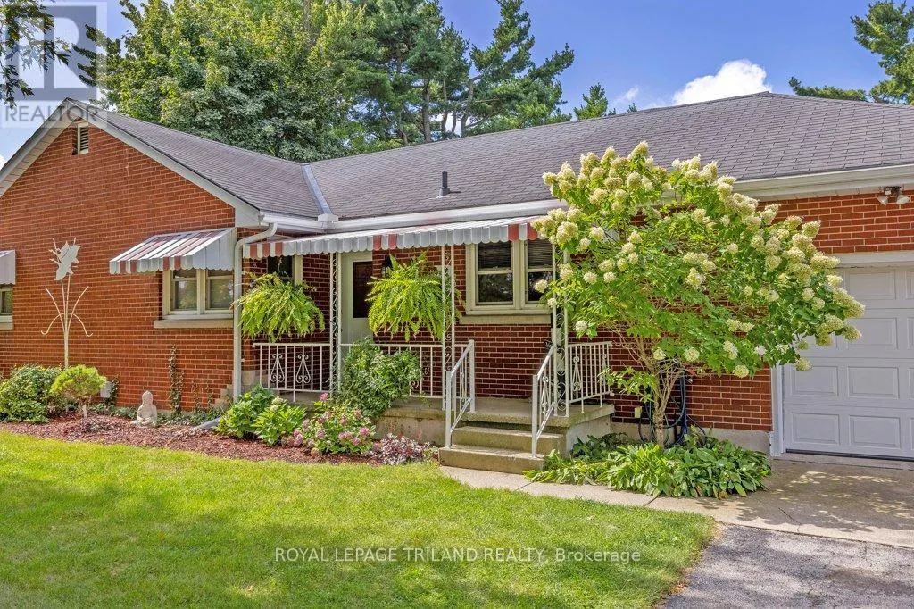 236 SUNSET DRIVE