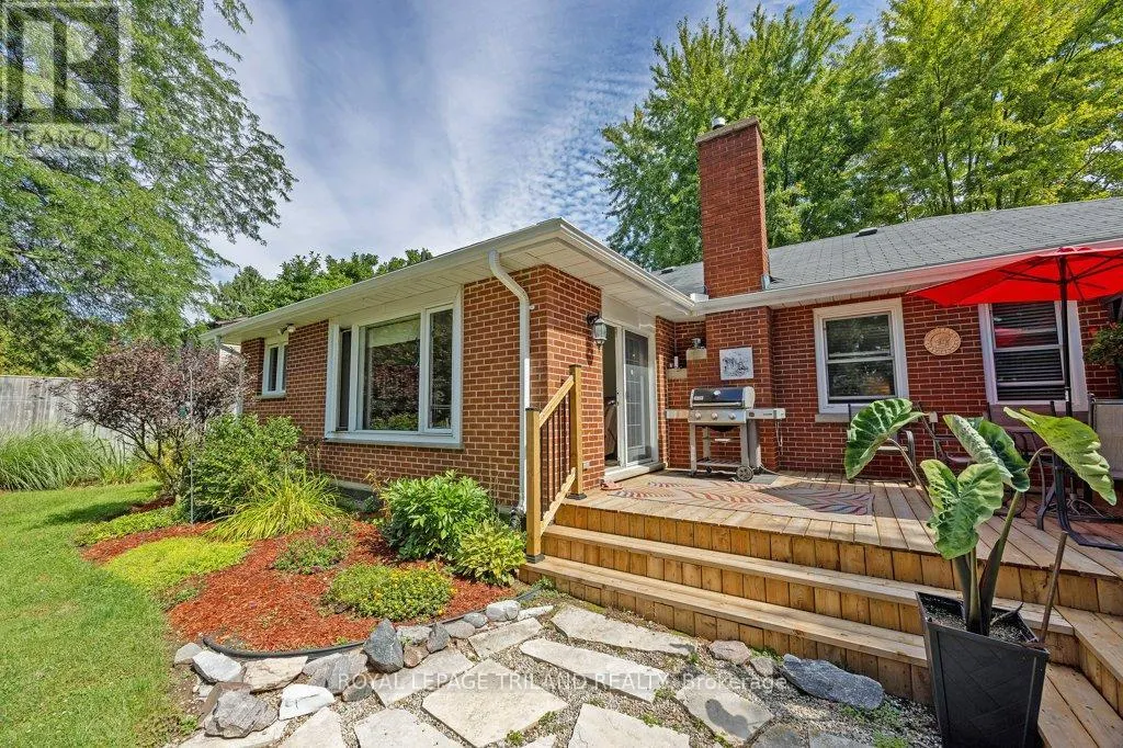 236 SUNSET DRIVE