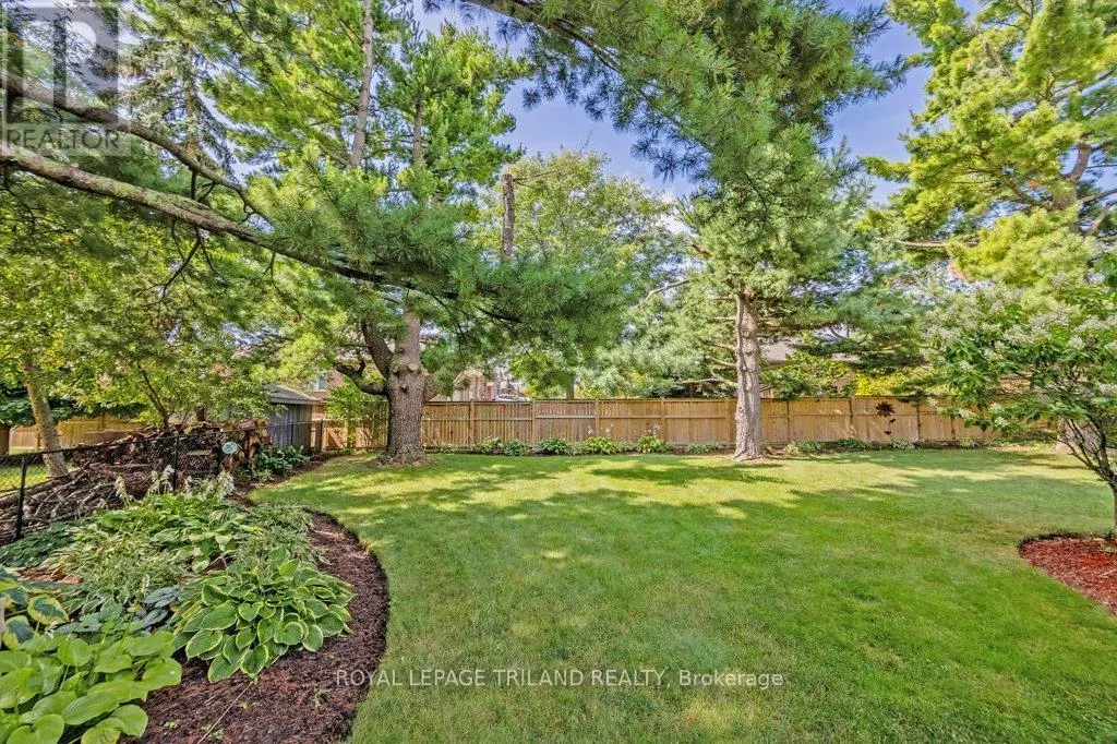 236 SUNSET DRIVE