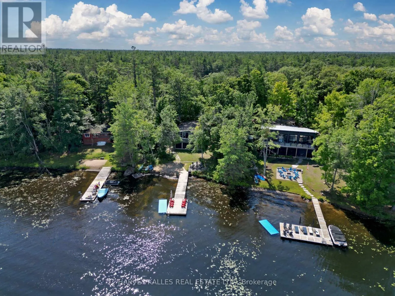 83 PINETREE ROAD
